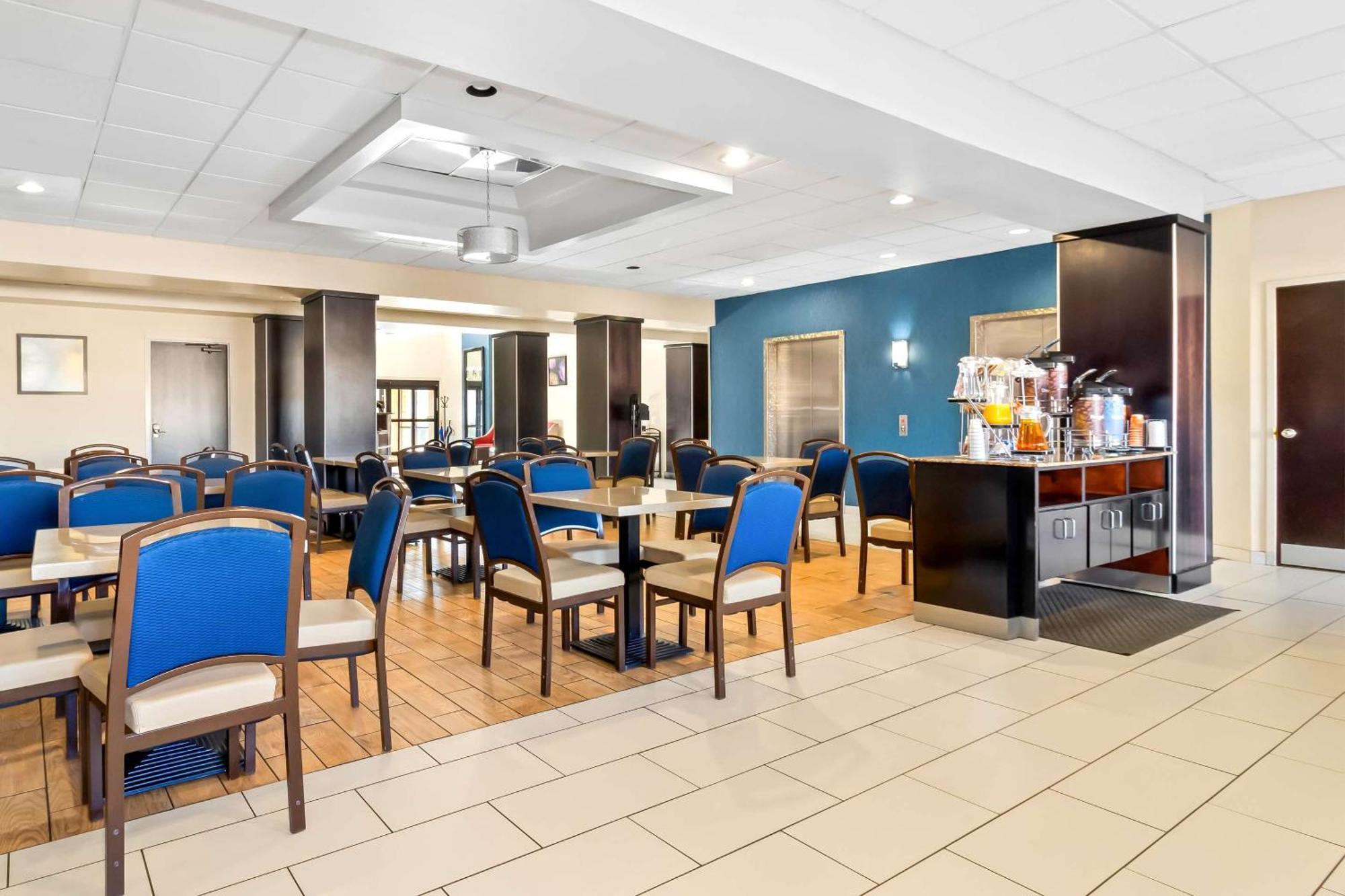 Comfort Suites Lumberton Exterior photo